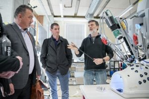 JHU researcher provides tour of DaVinci Robotics Lab to TechLead workshop participants.
