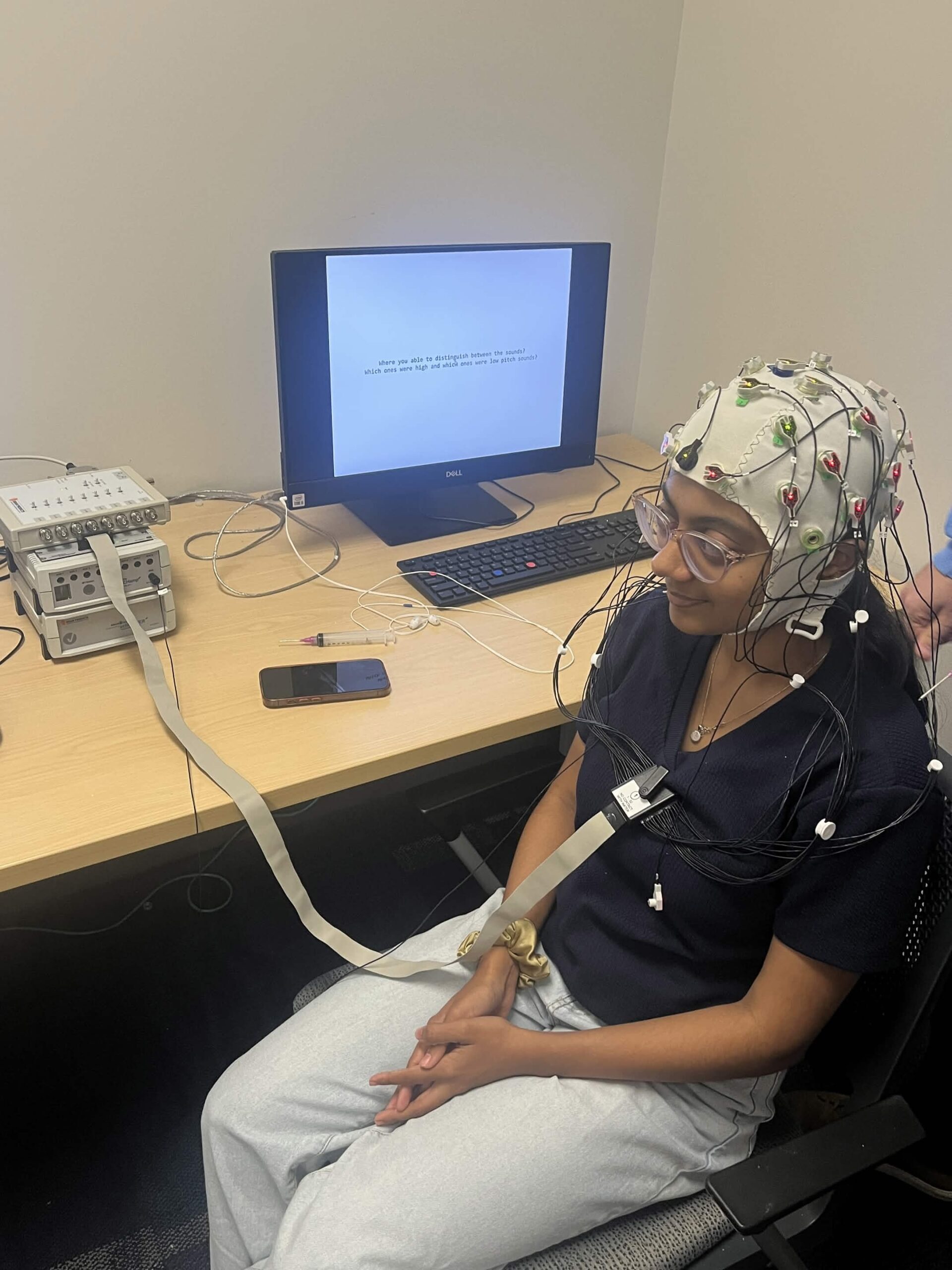 Team SeaBunny visited Dr.Andor Lukacs Bodnar’s Lab to understand the procedure of the experiment design. Medha’s EEG was recorded.