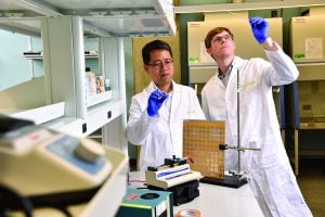 Hai-Quan Mao and Russell Martin, PhD '15