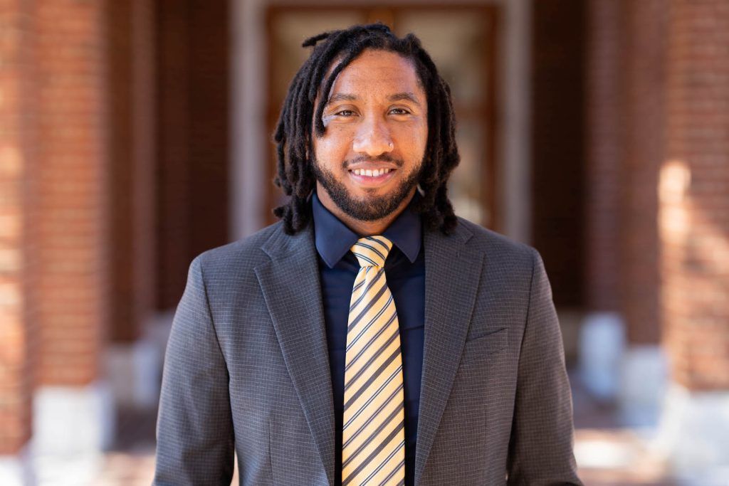 Headshot of Oswald David, Academic Advisor/Success Coach