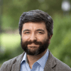 Headshot photo of Tom Lippincott.